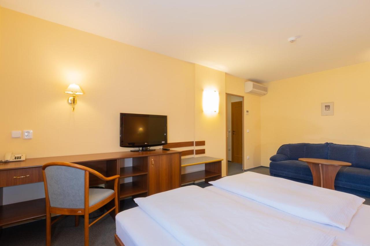 Hotel モヘルニツェ エクステリア 写真